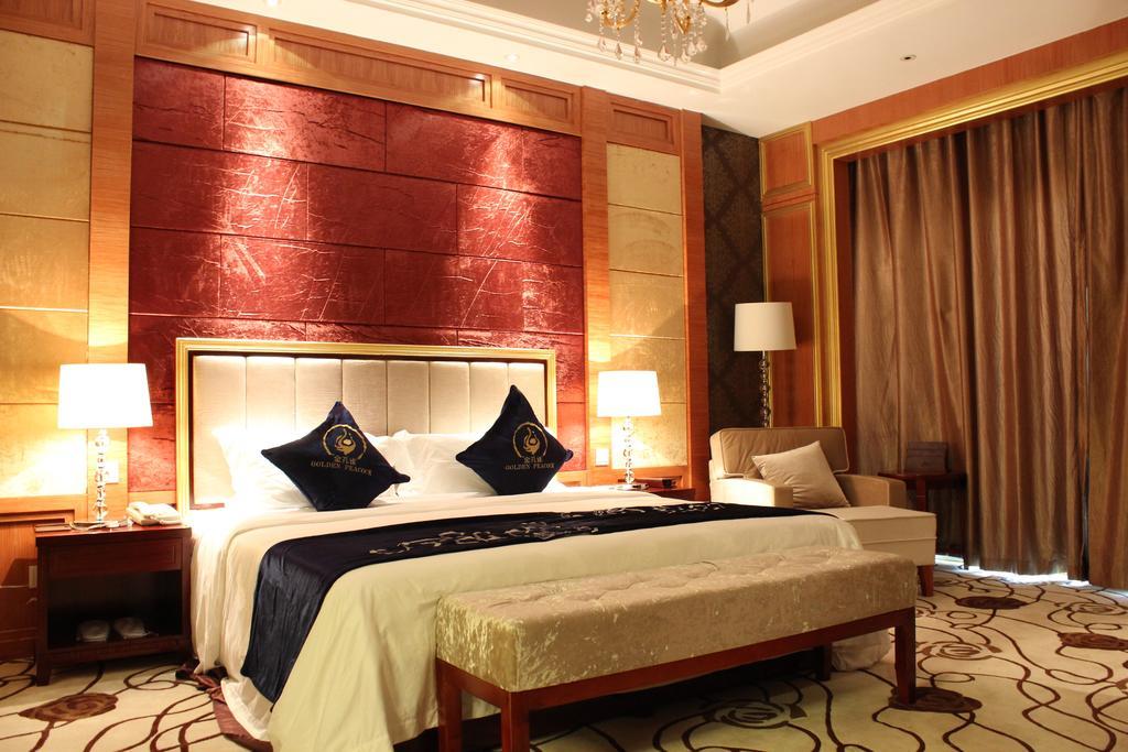 Golden Peacock Resort Hotel Beira Pokoj fotografie