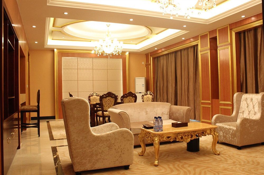 Golden Peacock Resort Hotel Beira Exteriér fotografie