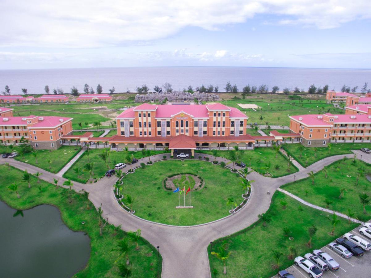 Golden Peacock Resort Hotel Beira Exteriér fotografie